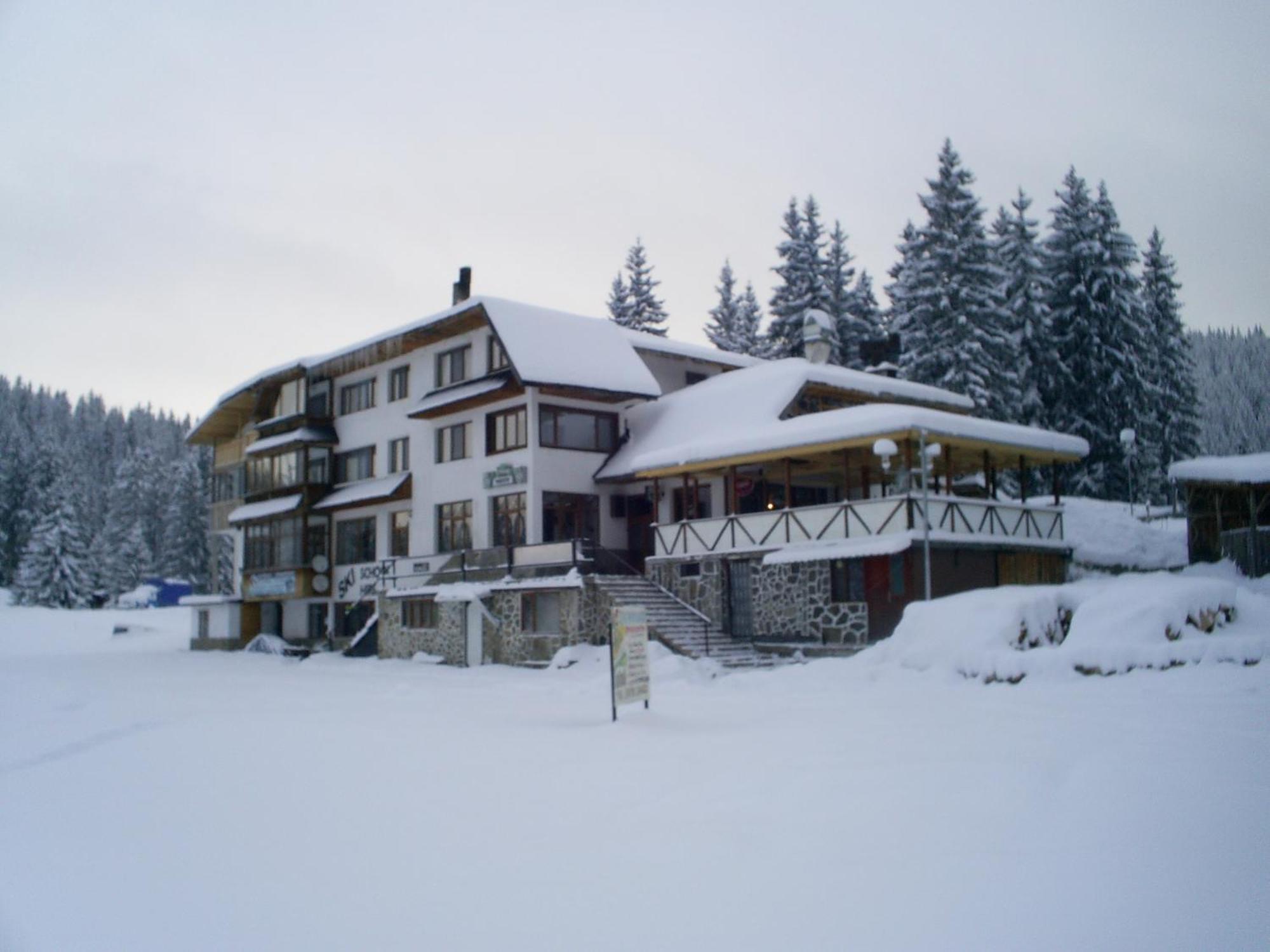 Family Hotel Markony Pamporovo Exteriör bild